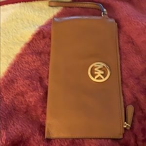Michael Kors wristlet